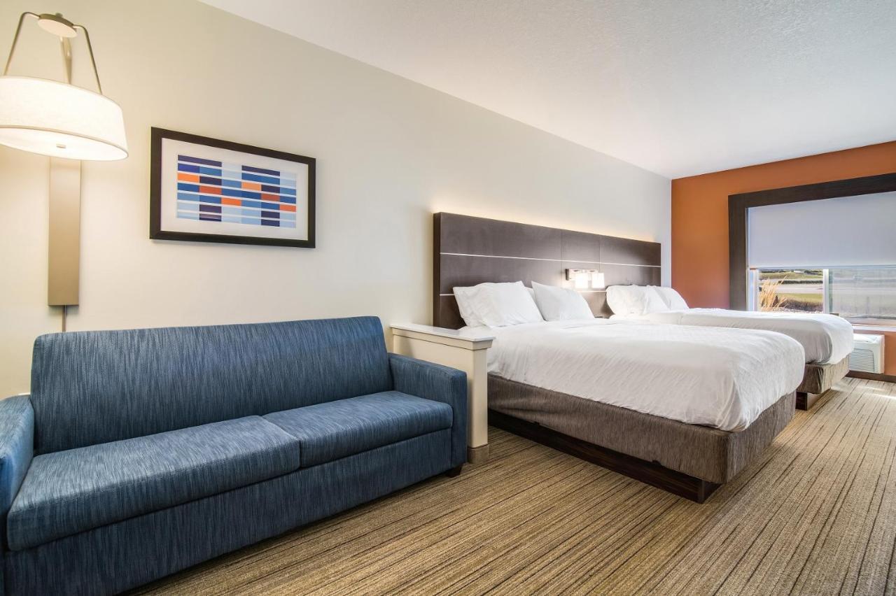 Holiday Inn Express & Suites Custer-Mt Rushmore Bagian luar foto