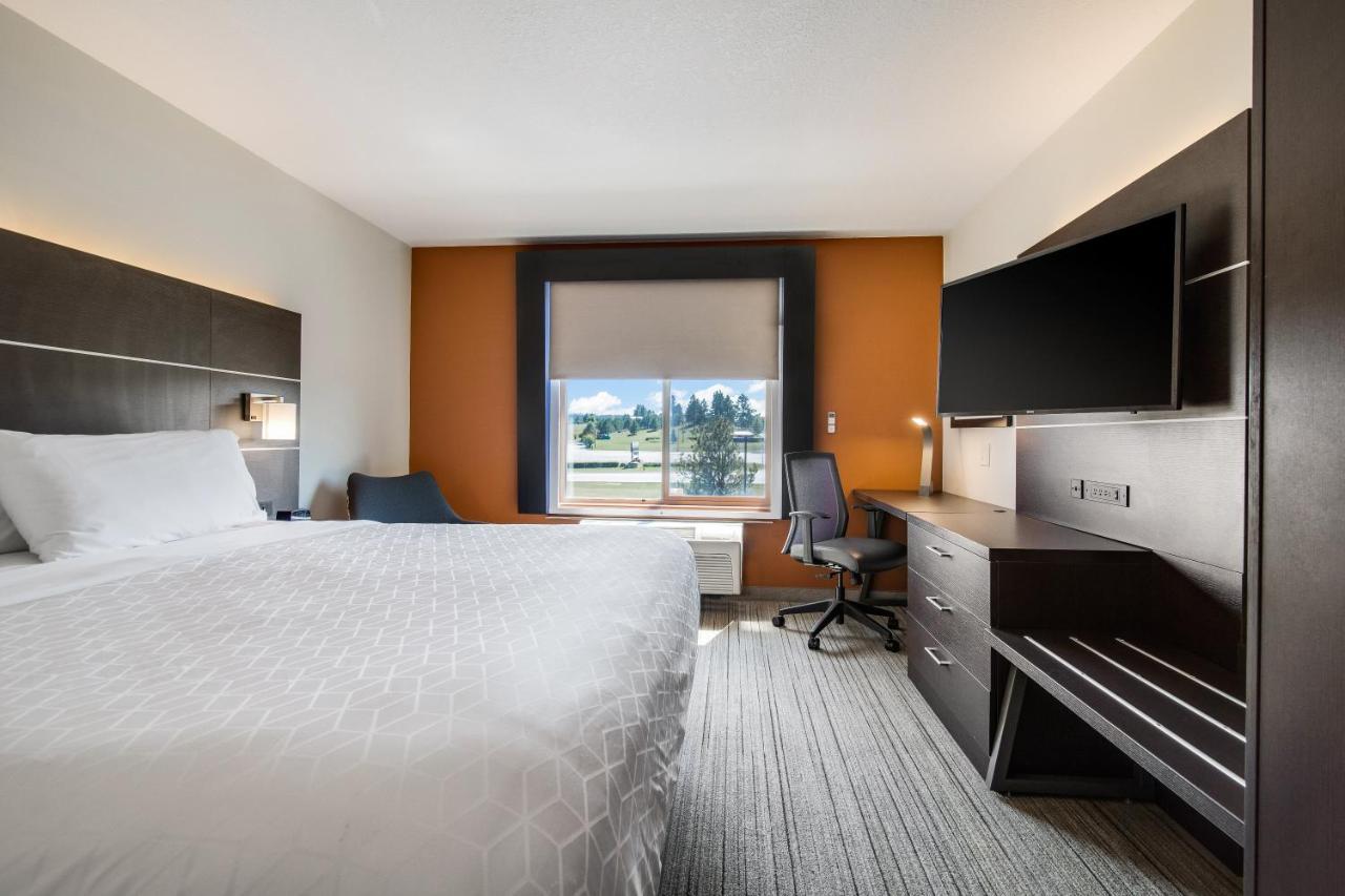 Holiday Inn Express & Suites Custer-Mt Rushmore Bagian luar foto