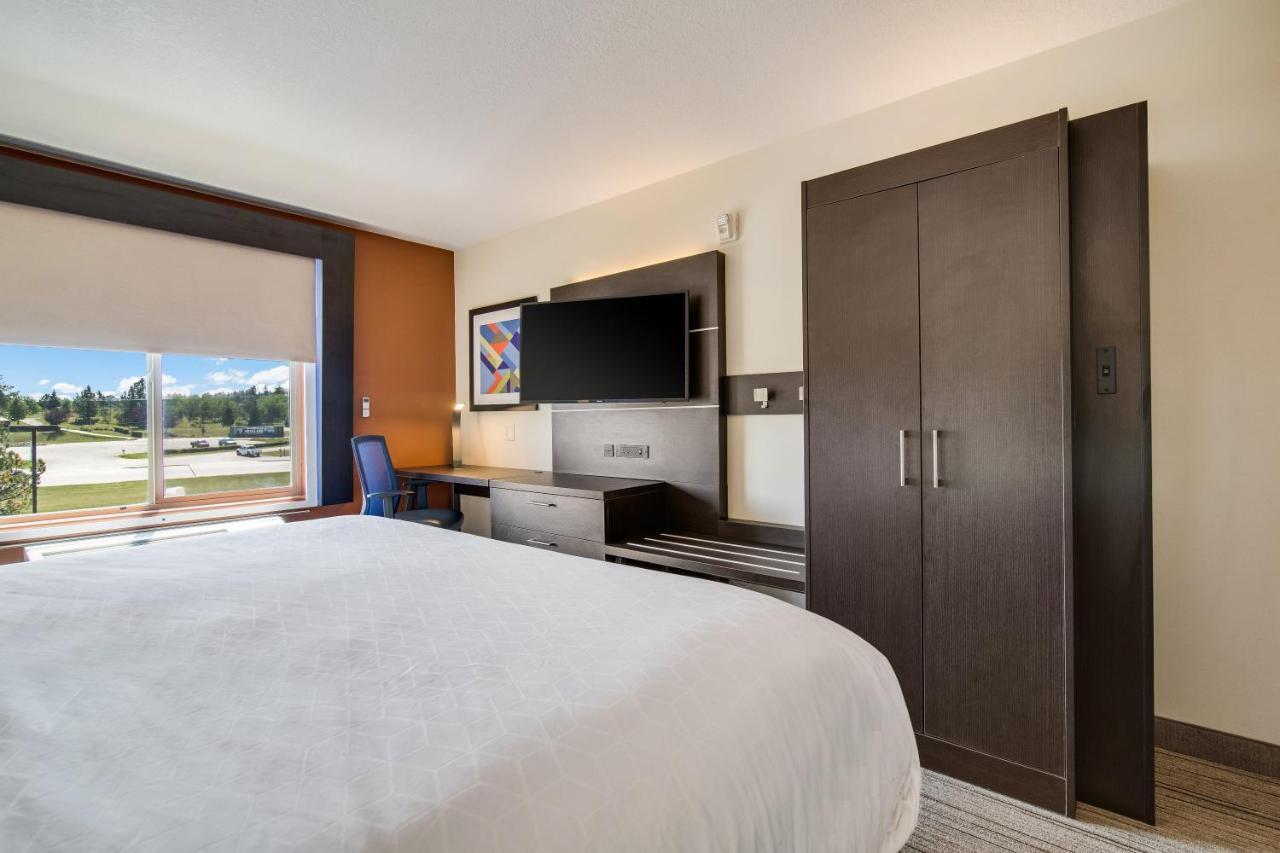 Holiday Inn Express & Suites Custer-Mt Rushmore Bagian luar foto