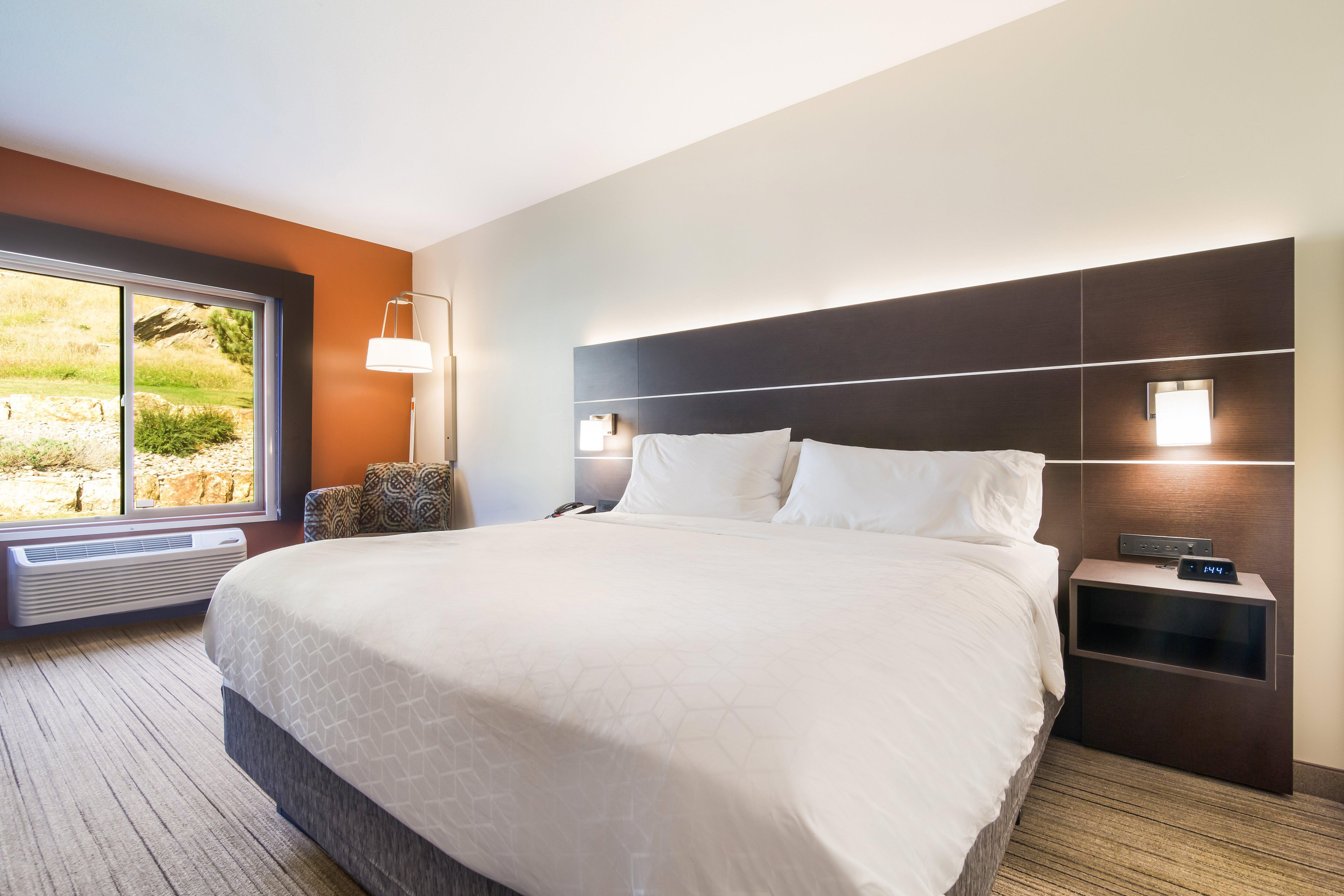 Holiday Inn Express & Suites Custer-Mt Rushmore Bagian luar foto