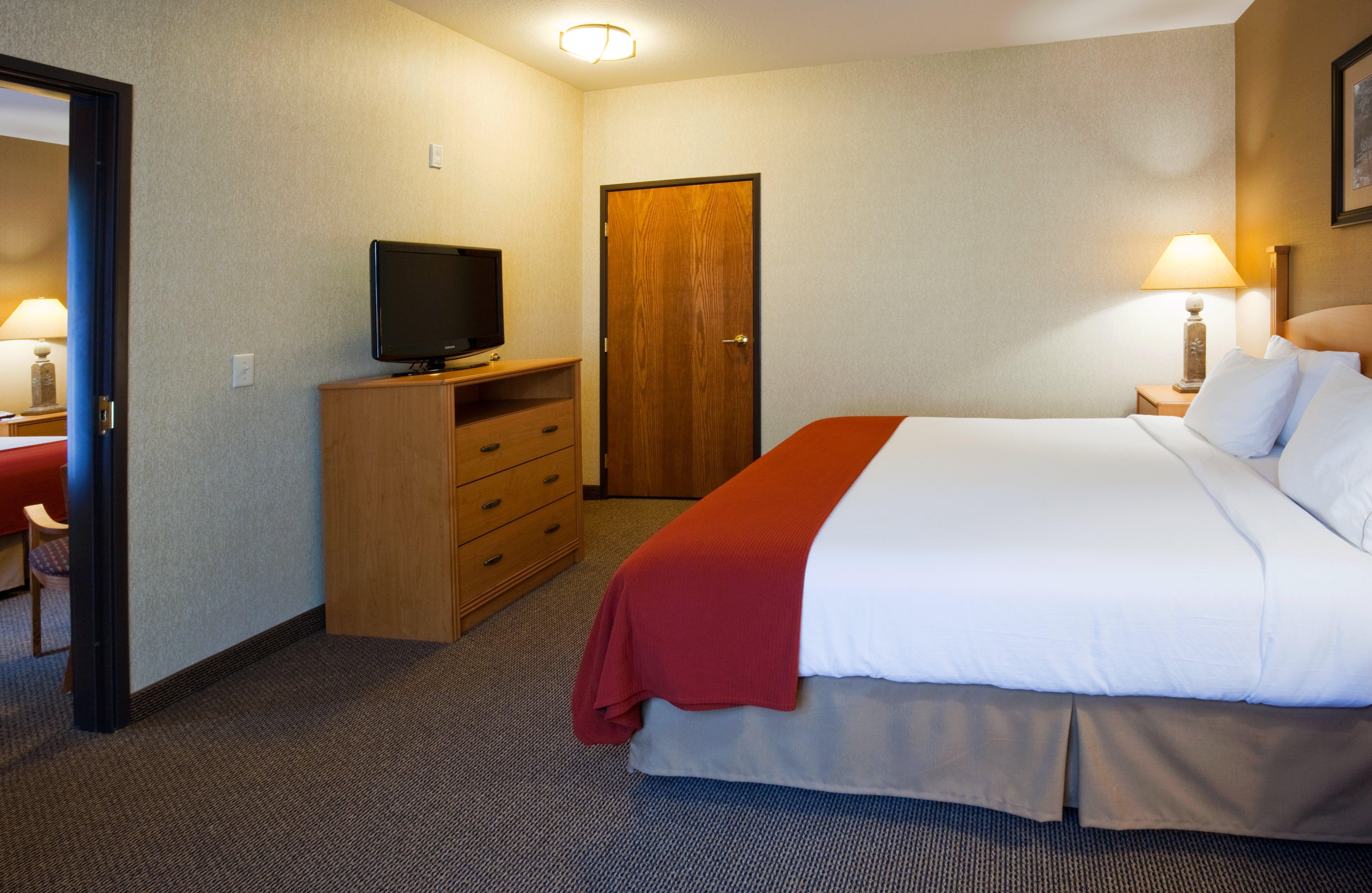 Holiday Inn Express & Suites Custer-Mt Rushmore Bagian luar foto