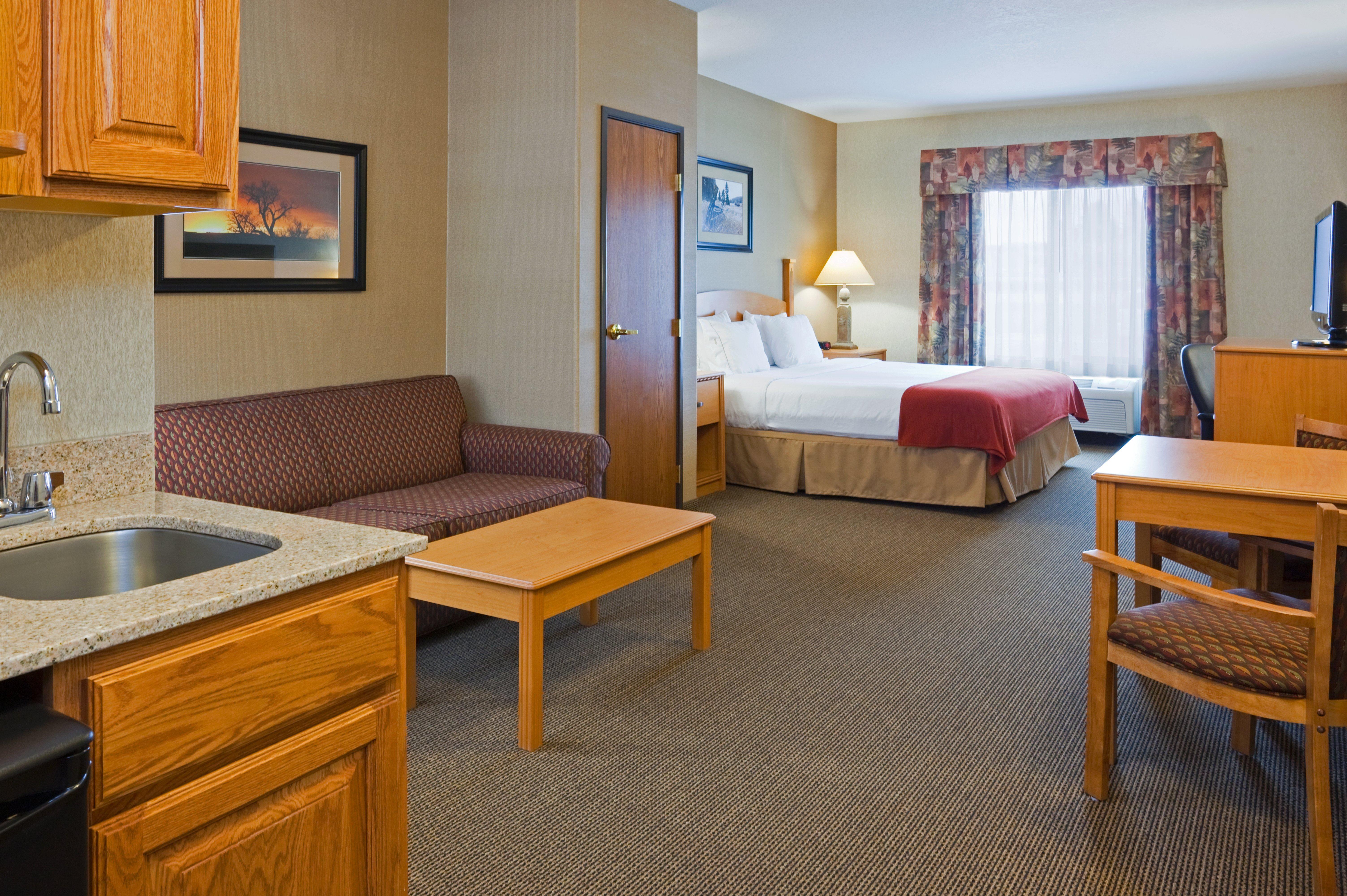 Holiday Inn Express & Suites Custer-Mt Rushmore Bagian luar foto